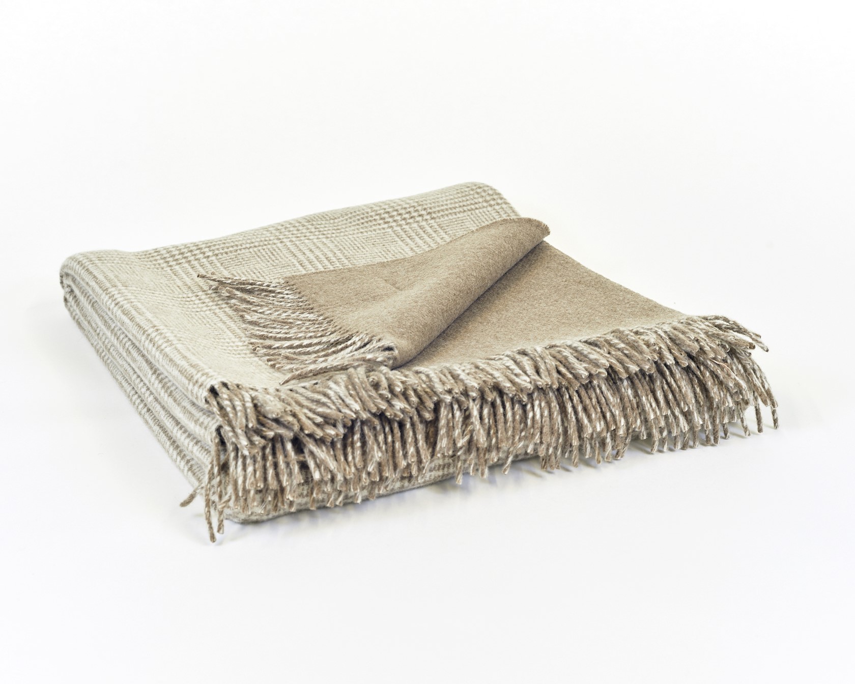 Throw 150 x 200 Sandshell Scapa