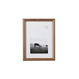 rounded gallery frame 35 x 45 cm - walnut